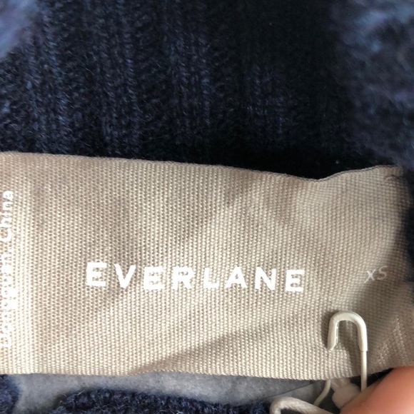 Everlane Recashmere Button Mock Neck Sweater - Picture 6 of 10